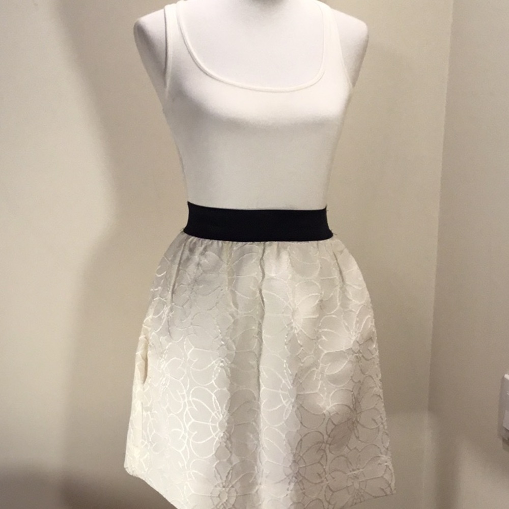 eight sixty sleeveless racerback dress, pockets,lined full skirt,elastic waist,S